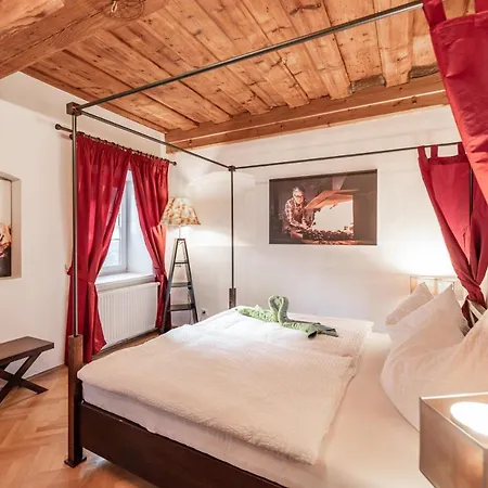 Naturparkresort Haus Der Hoamatlegenden